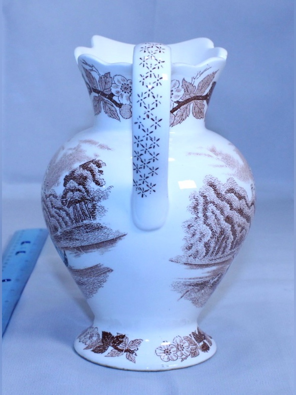Norleans Brown and White Pitcher - Picture 4 of 6